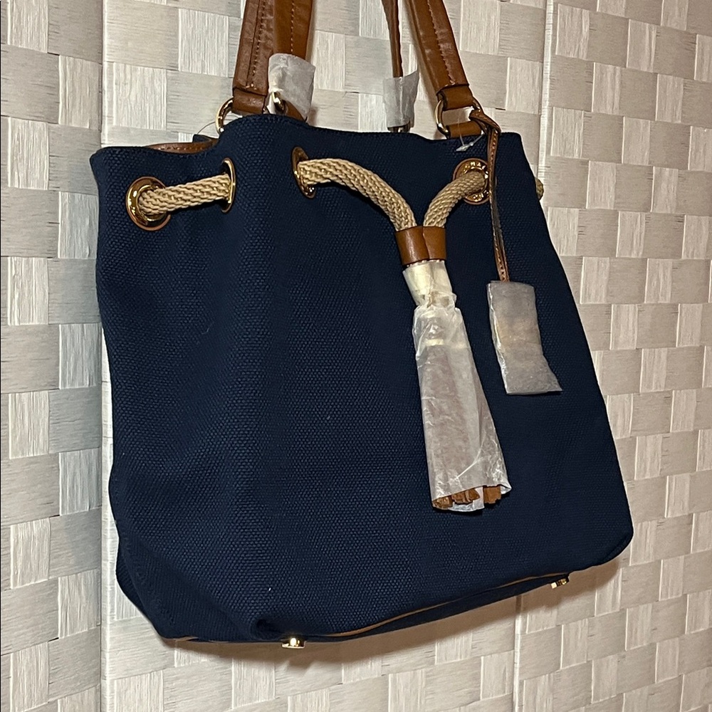 New Michael Kors Navy and Brown Tote Marina Shoulder Handbag Tote - Picture 3 of 12